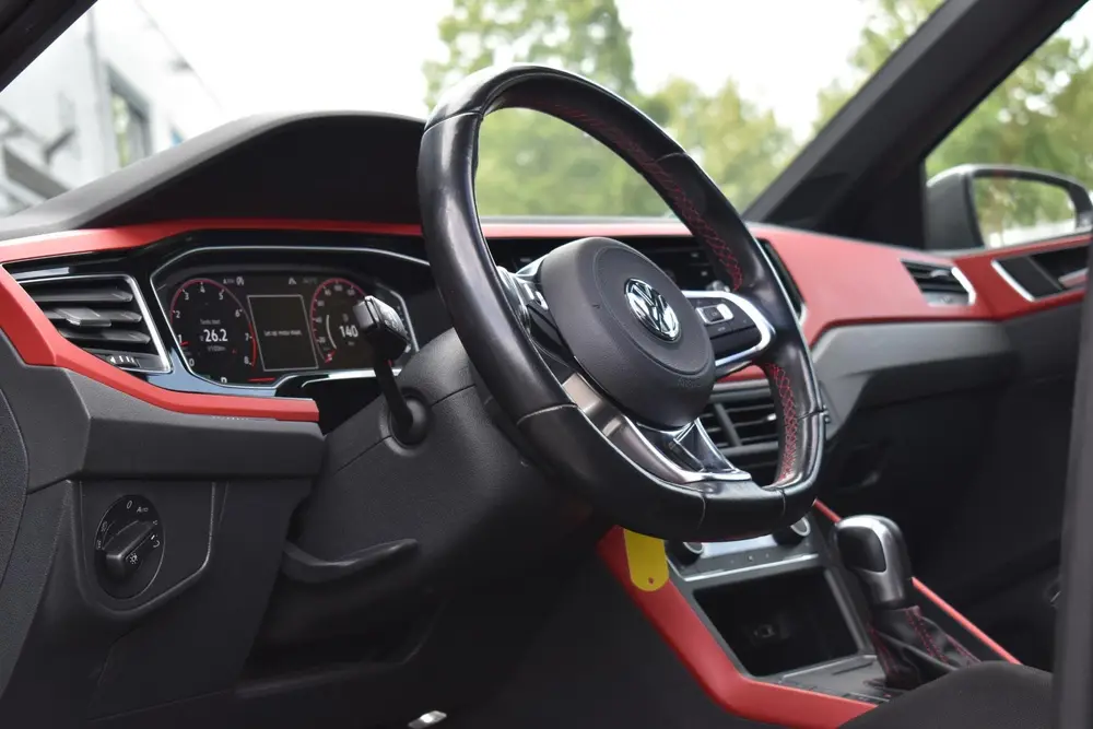 Volkswagen Polo 2.0 TSI GTI Pano Virtual DCC Stage 2 Downpip uit 2020, foto 12