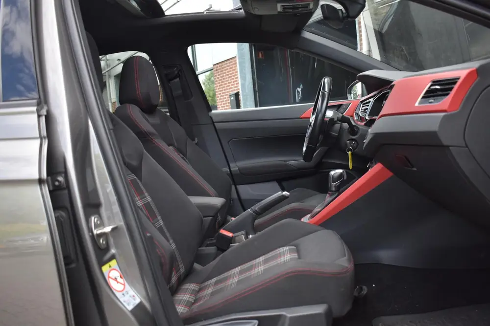Volkswagen Polo 2.0 TSI GTI Pano Virtual DCC Stage 2 Downpip uit 2020, foto 18
