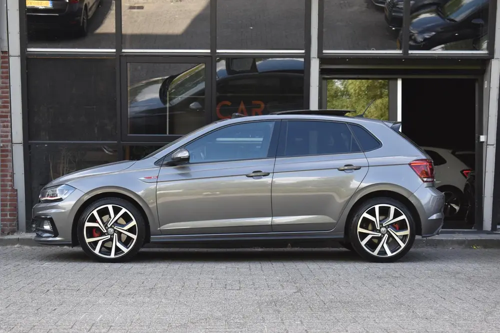 Volkswagen Polo 2.0 TSI GTI Pano Virtual DCC Stage 2 Downpip uit 2020, foto 5