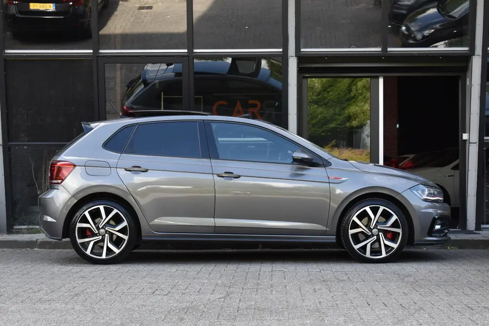 Volkswagen Polo 2.0 TSI GTI Pano Virtual DCC Stage 2 Downpip uit 2020, foto 9