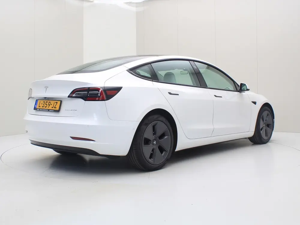 Tesla Model 3 Long-Range AWD 351pk 75 kWh FACELIFT 88 uit 2021, foto 3