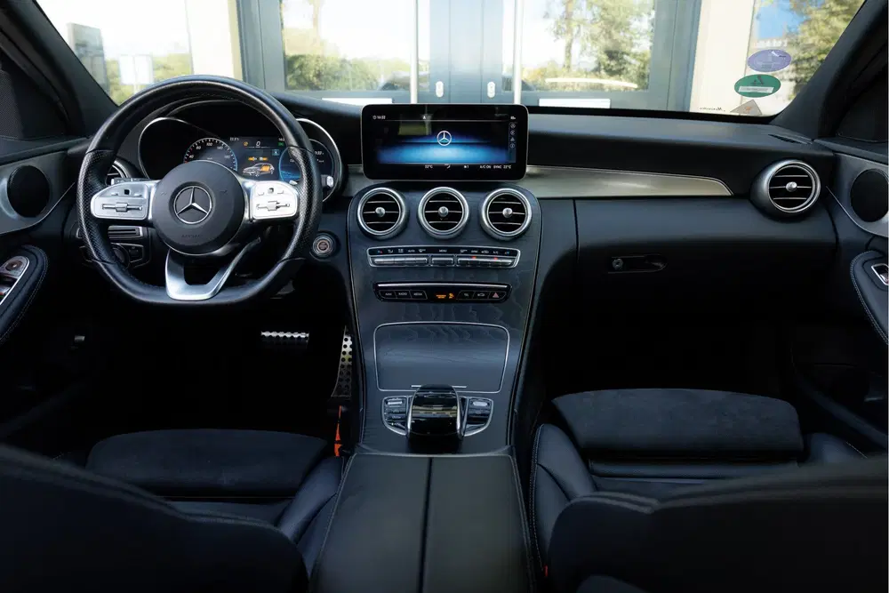 Mercedes-Benz C-Klasse 180 Aut. 157PK uit 2020, foto 4