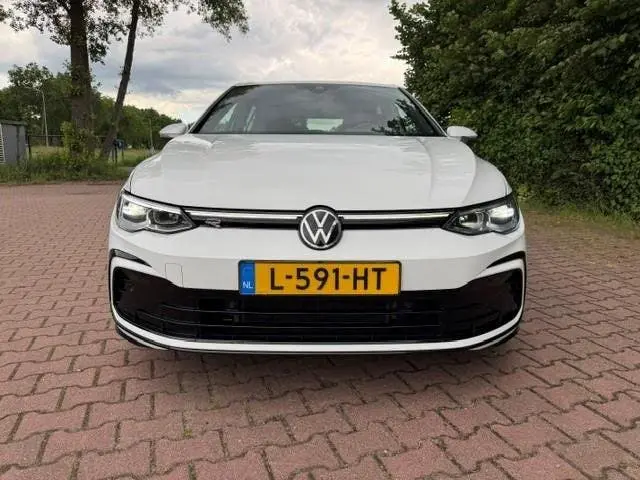 VOLKSWAGEN GOLF 1.5eTSI 150PK R-line Business LED/VIRTDASH/N uit 2021, foto 2