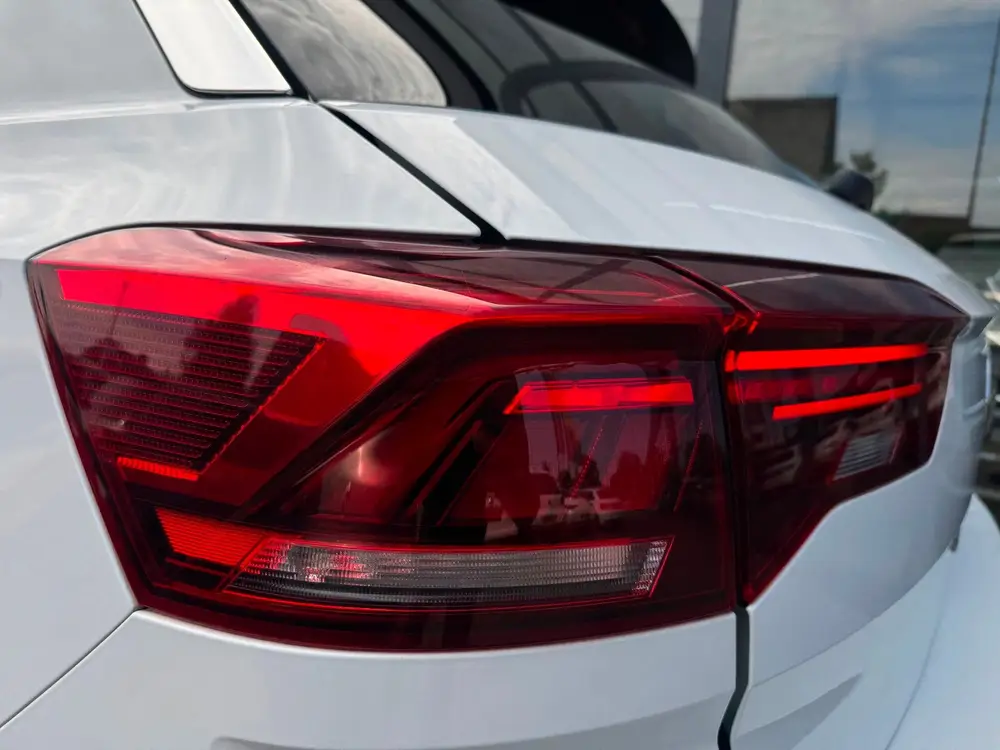 Volkswagen T-Roc 1.5 TSI Sport | Camera | Carplay uit 2019, foto 11