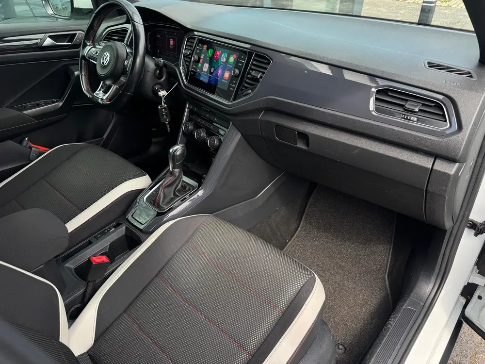 Volkswagen T-Roc 1.5 TSI Sport | Camera | Carplay uit 2019, foto 14