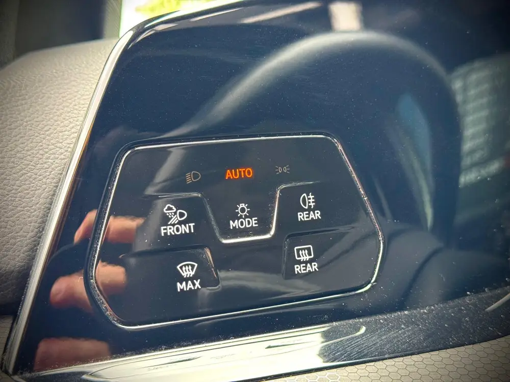 Volkswagen Golf 8 2.0 TSI GTI 245PK|Pano|IQ-LIGHT|Carplay| uit 2020, foto 17
