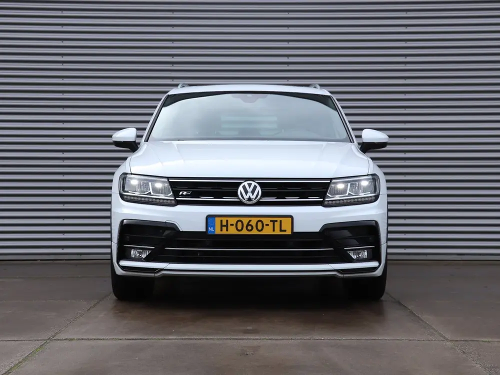 Volkswagen Tiguan 1.5 TSI ACT R-Line Automaat *Panodak*Trekh uit 2020, foto 10