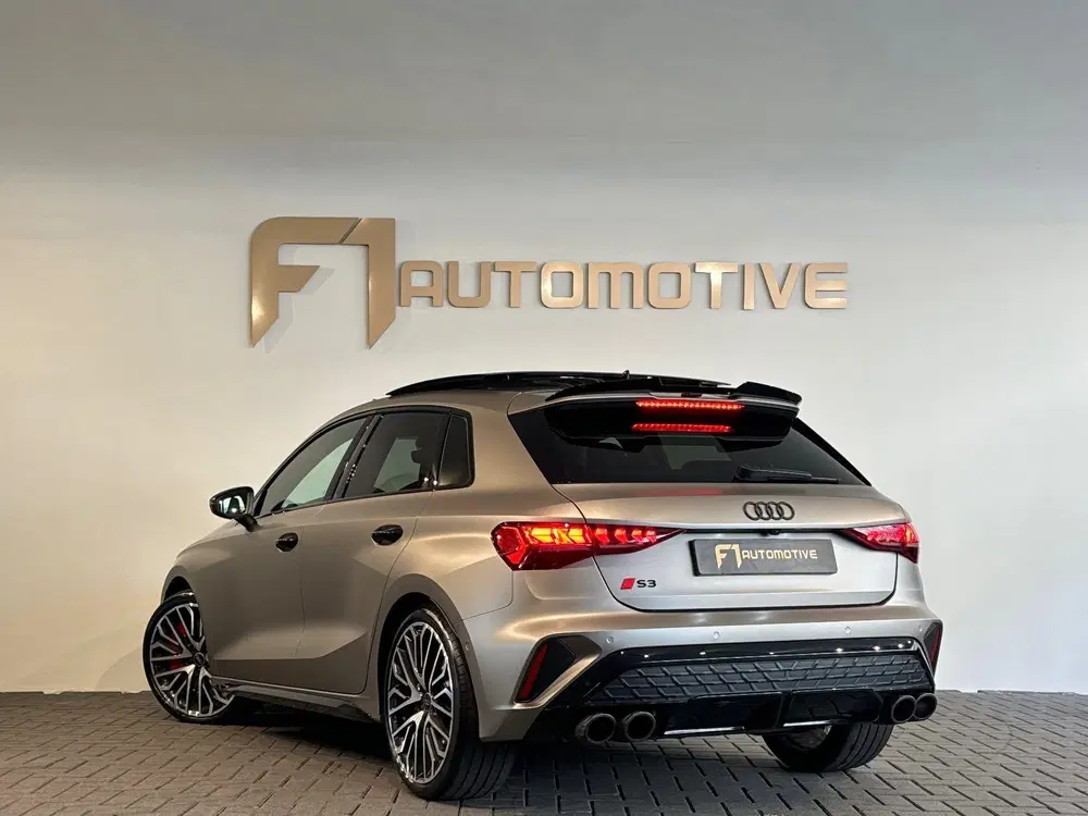 Audi S3 2.0 TFSI quattro Pano uit 2024, foto 5