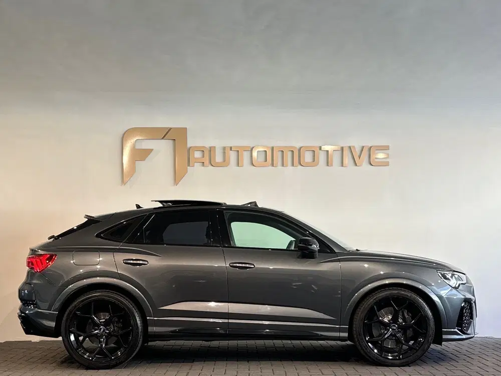 Audi RS Q3 2.5 TFSI Quattro Pano uit 2021, foto 11