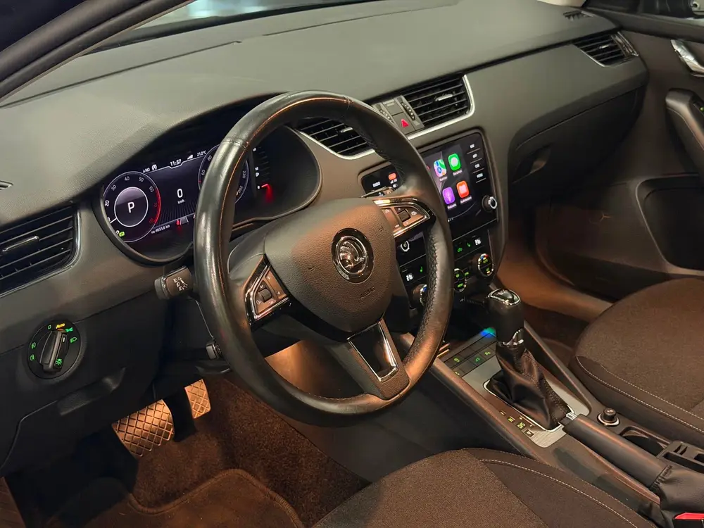 Skoda Octavia 2.0 TSI Soleil VIRTUAL uit 2019, foto 2