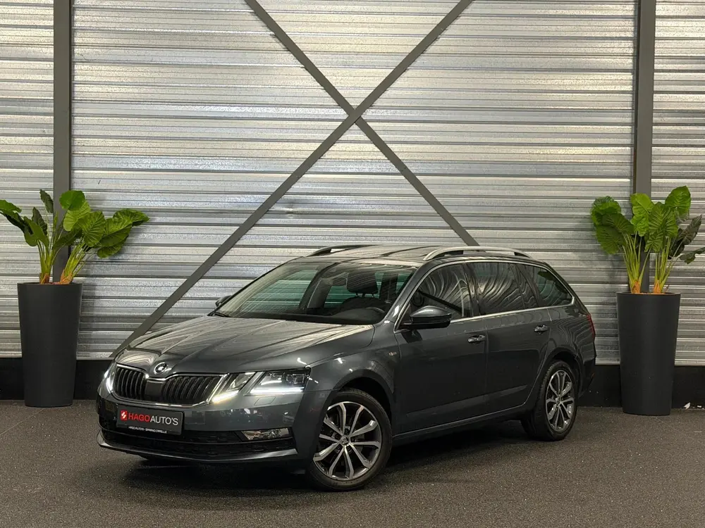 Skoda Octavia 2.0 TSI Soleil VIRTUAL uit 2019, foto 4