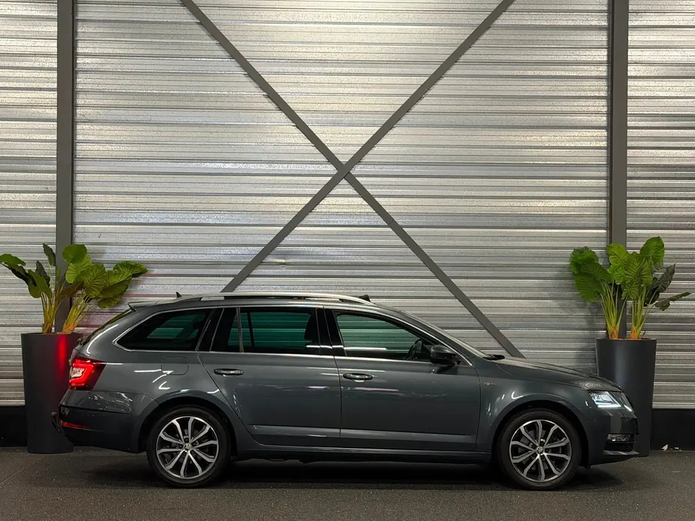 Skoda Octavia 2.0 TSI Soleil VIRTUAL uit 2019, foto 5