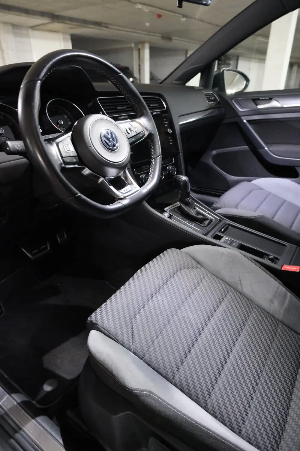 Volkswagen Golf VII Golf 1.5 TSI R-Line | 7-DSG | CarPlay uit 2020, foto 14