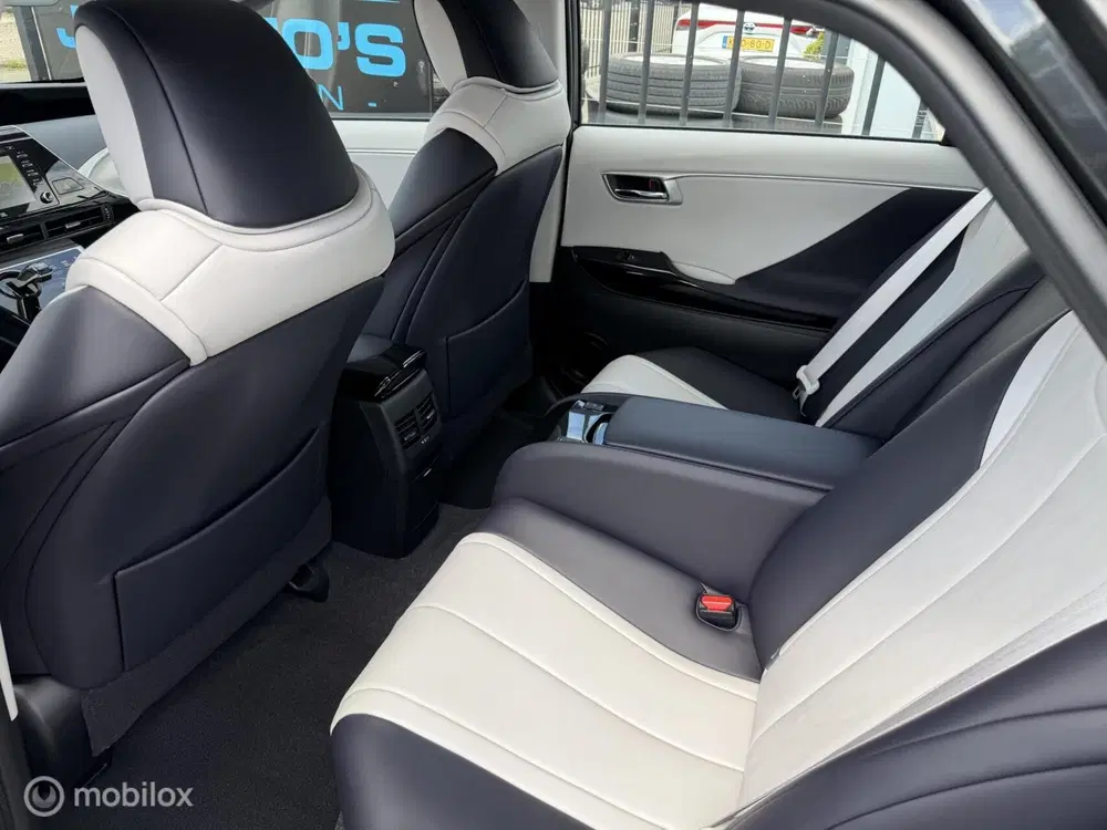 Toyota Mirai Dynamic NIEUW IN DE BTW uit 2021, foto 6