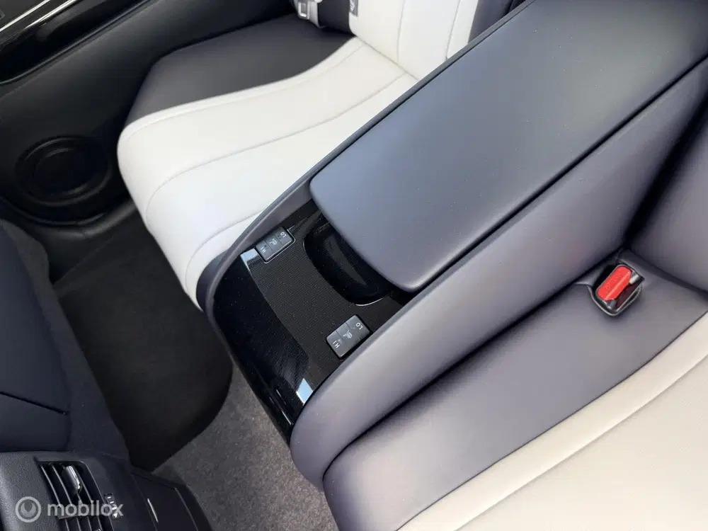 Toyota Mirai Dynamic NIEUW IN DE BTW uit 2021, foto 7