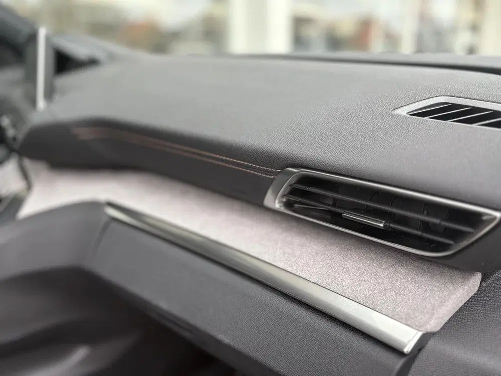 Peugeot 3008 1.6 HYbrid4 300 GT Avantage uit 2020, foto 17