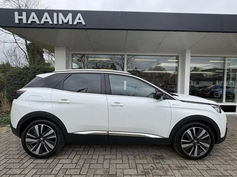 Peugeot 3008 1.6 HYbrid4 300 GT Avantage uit 2020, foto 2
