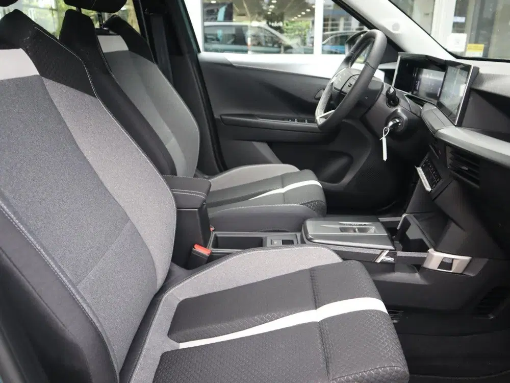 Opel Frontera Edition 1.2 Turbo Hybrid 145pk eDCT automa uit 2025, foto 7