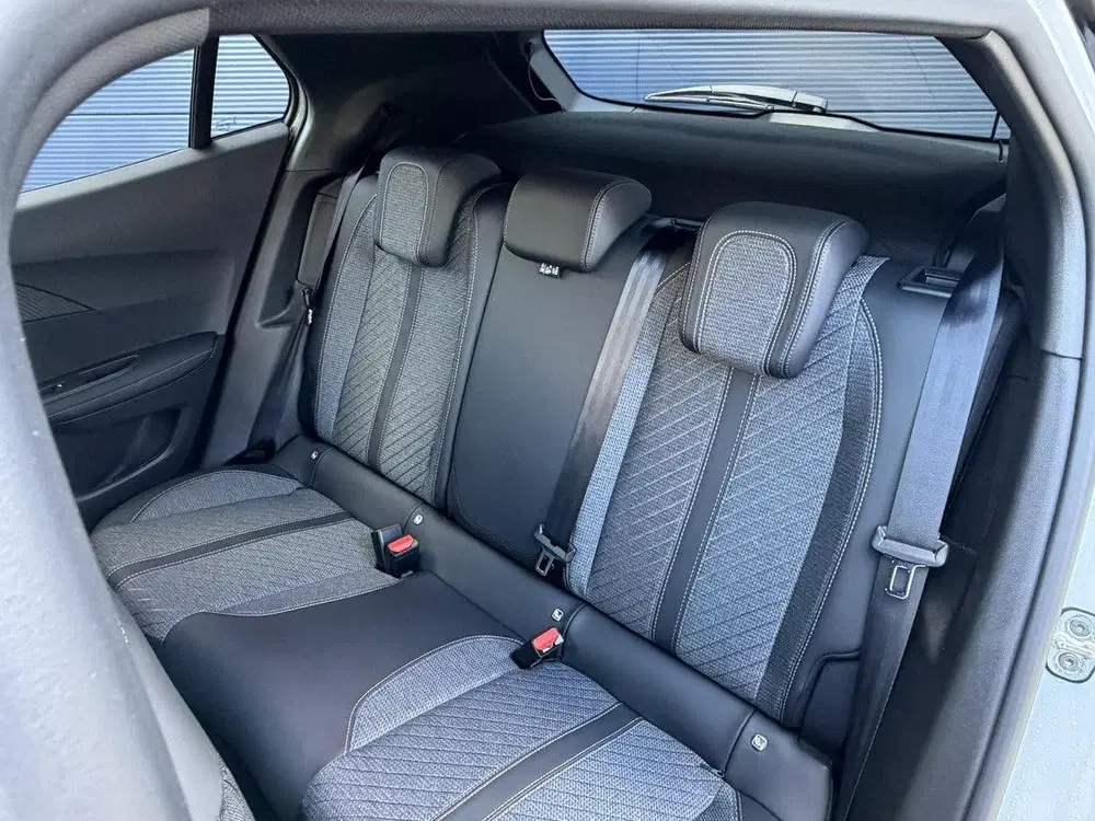 Peugeot 2008 EV Allure 54 kWh (bj 2026 uit 2026, foto 11