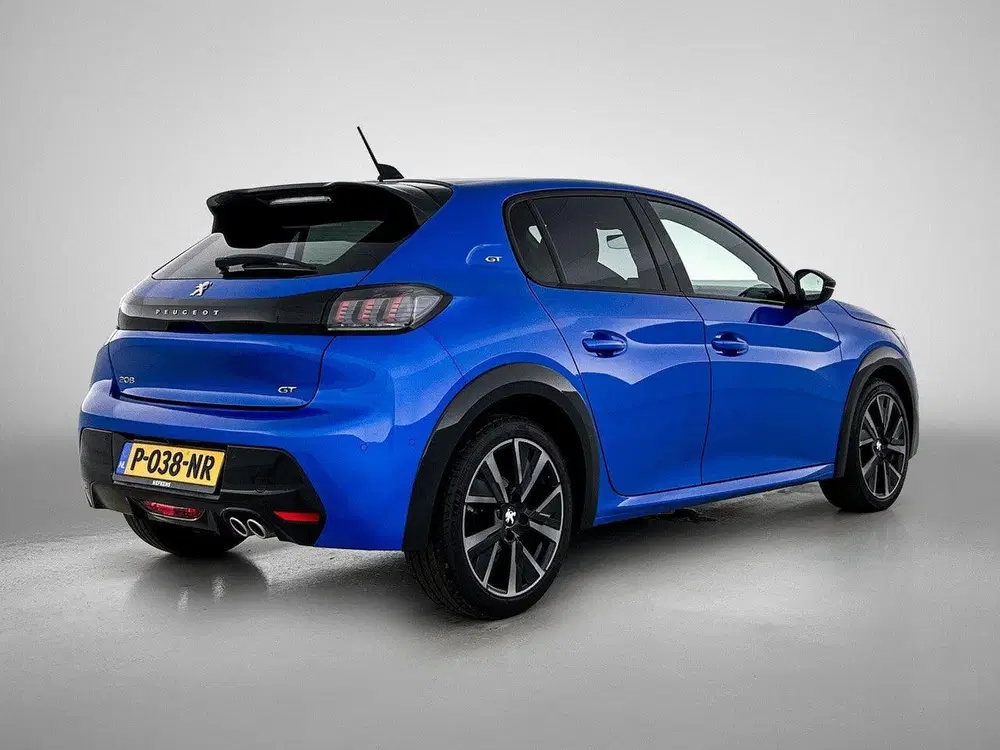 Peugeot 208 GT Pack 130pk Automaat uit 2022, foto 6