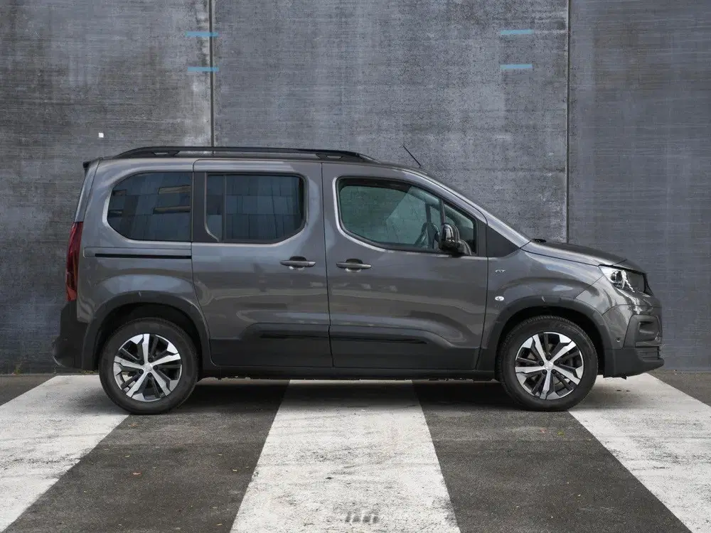 Peugeot Rifter GT 1.2 Puretech 130pk Automaat NAVI uit 2021, foto 4
