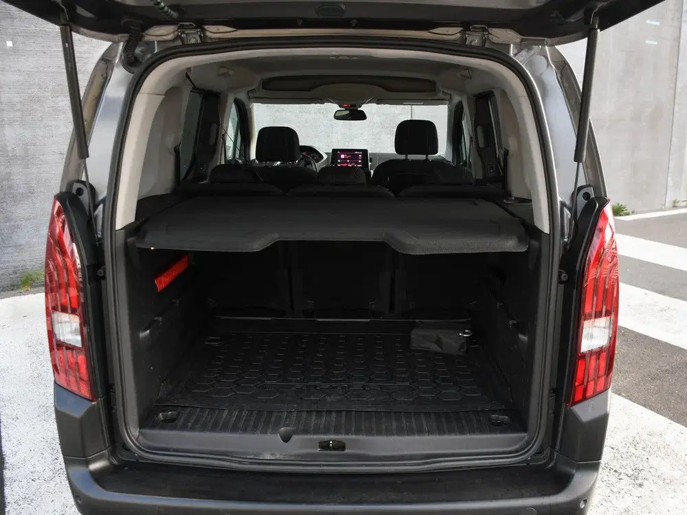 Peugeot Rifter GT 1.2 Puretech 130pk Automaat NAVI uit 2021, foto 9