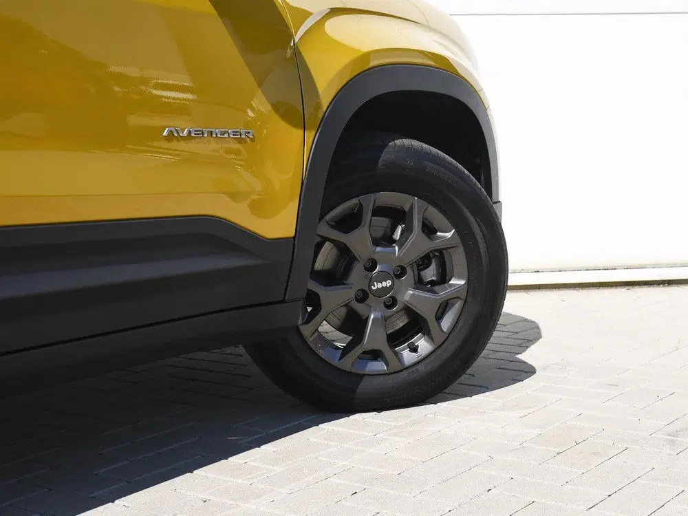 Jeep Avenger Longitude 1.2 e-Hybrid 110pk Automaat CRUI uit 2024, foto 7