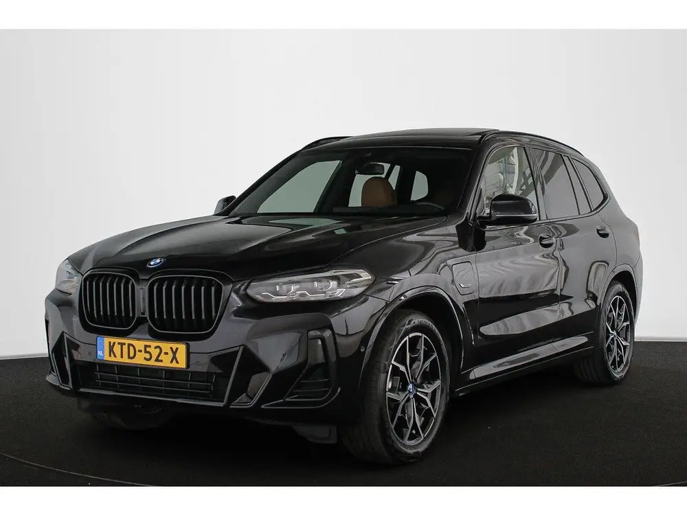 BMW X3 xDrive30e M Sport Panoramadak Stuur-Stoelv uit 2022