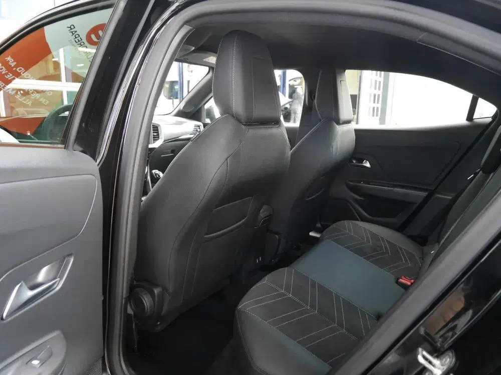 Opel Mokka 1.2 Turbo Ultimate uit 2024, foto 8
