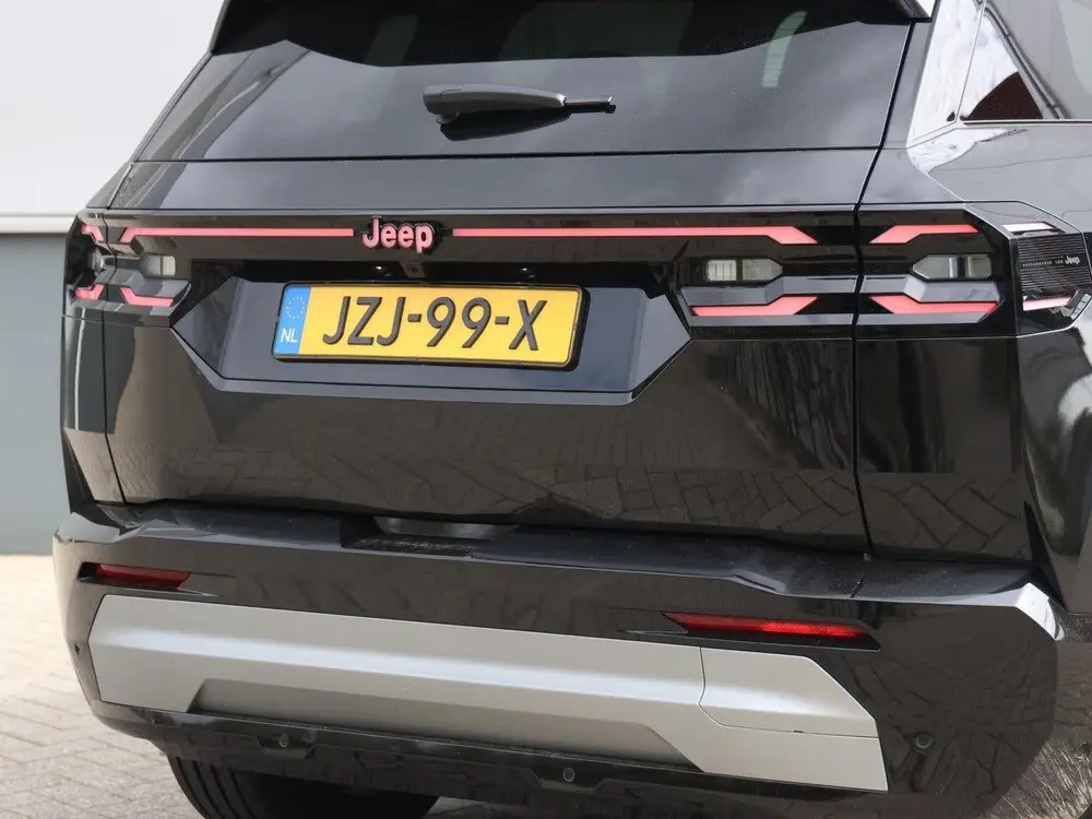 Jeep Compass 1.2 e-Hybrid First Edition uit 2026, foto 6