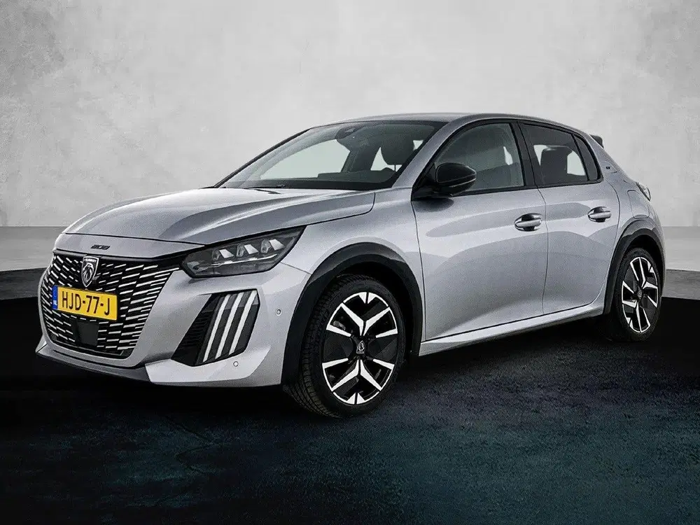 Peugeot 208 1.2 Hybrid GT 145pk Automaat uit 2025