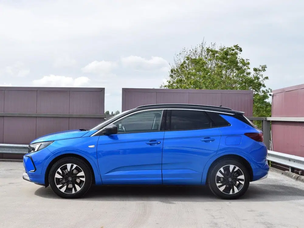 Opel Grandland 1.6 Turbo Plug-In Hybrid Level 3 SOH 98% uit 2023, foto 2