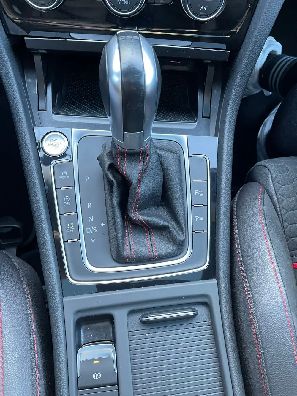 Volkswagen Golf VII Golf 2.0 TSI 221kW 7-DSG 2019 Dark Iron Blue uit 2019, foto 7