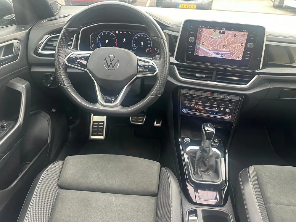 Volkswagen T-Roc 1.5 TSI 2xR-Line Panorama trekhaak 2023 uit 2023, foto 13