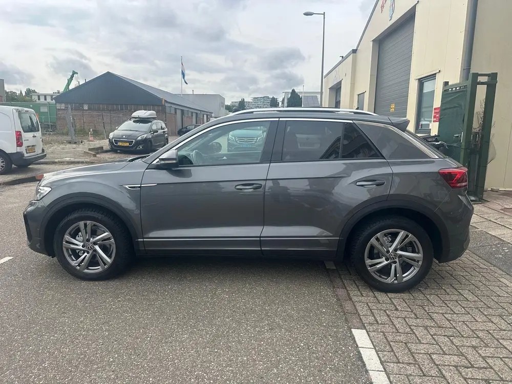 Volkswagen T-Roc 1.5 TSI 2xR-Line Panorama trekhaak 2023 uit 2023, foto 7