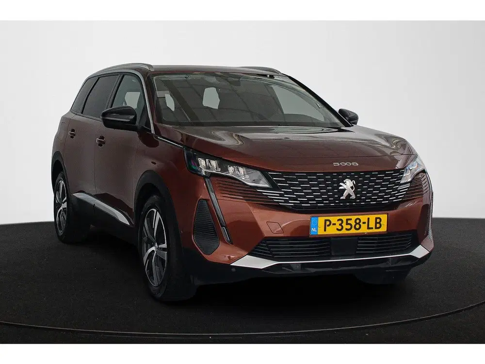 Peugeot 5008 1.2 PureTech Allure Pack Business Automaat uit 2022, foto 2