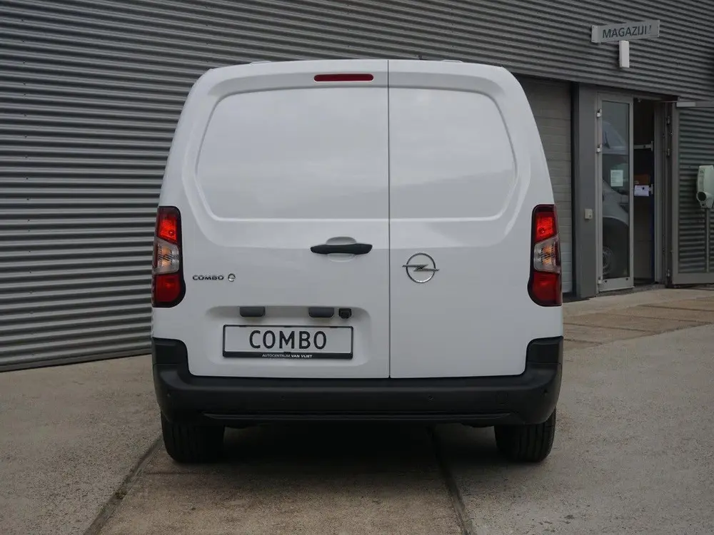 Opel Combo-E Electric L2 50kWh uit 2026, foto 4