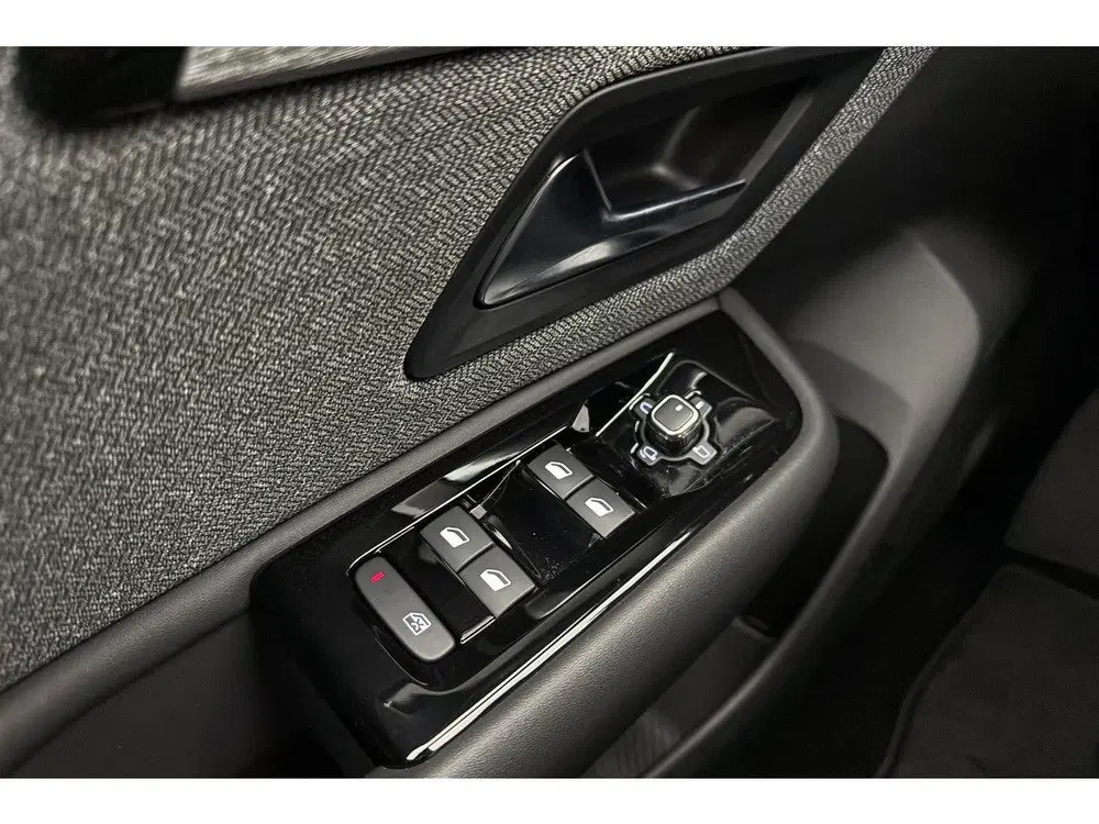 Citroën C5 X 1.2 PureTech Feel 130 PK Automaat uit 2025, foto 17