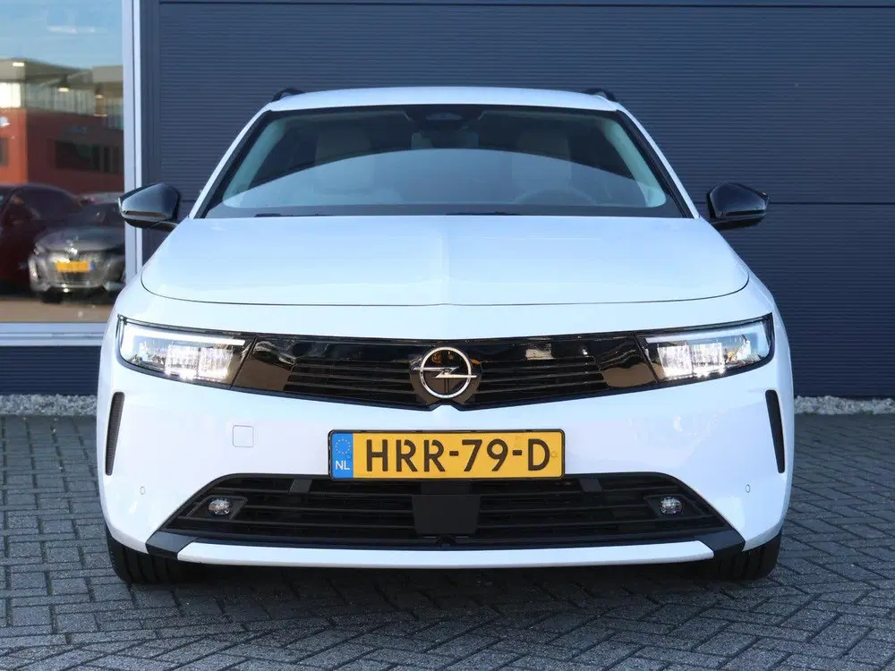 Opel Astra Sports Tourer 1.2 110pk Business Edition uit 2025, foto 4