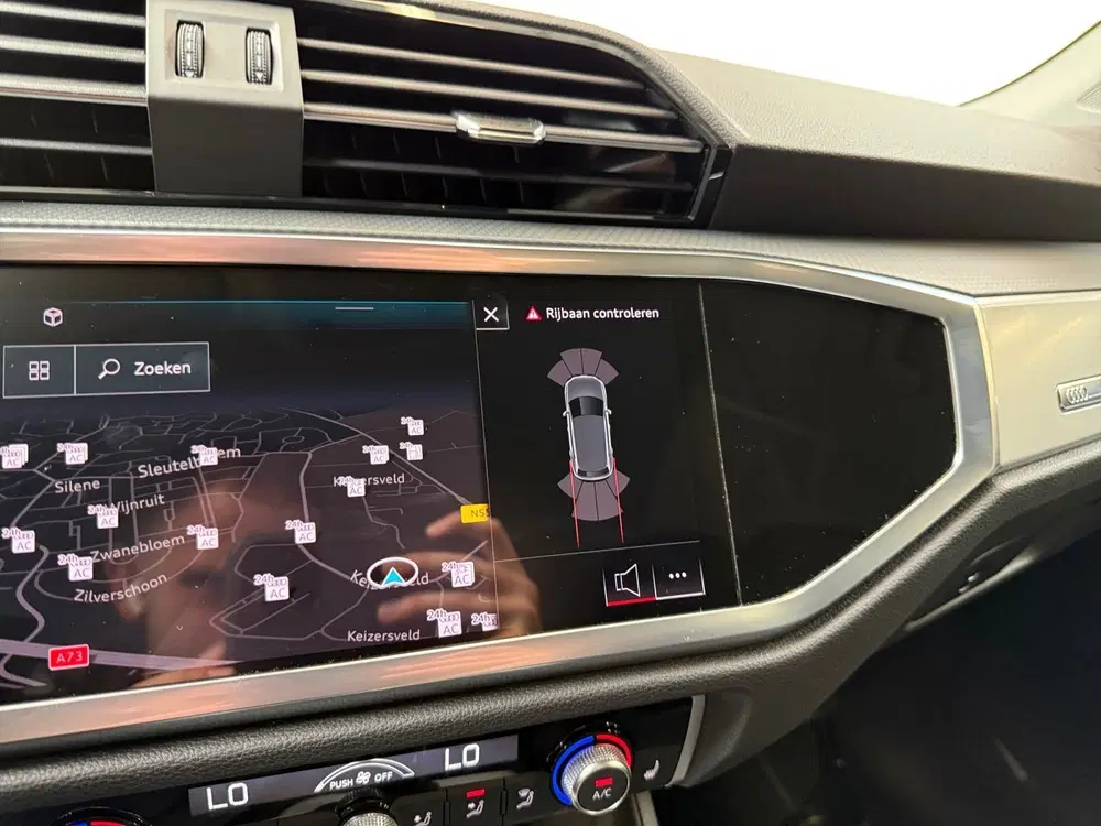 Audi Q3 45 TFSI e S edition I Leder I CarPlay I Ad uit 2021, foto 20