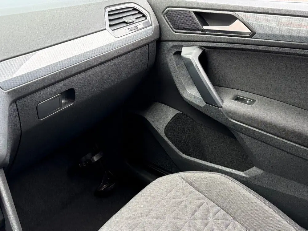 Volkswagen Tiguan 1.5 TSI ACT. FACELIFT LED DIGITALE-SCHERM uit 2023, foto 17