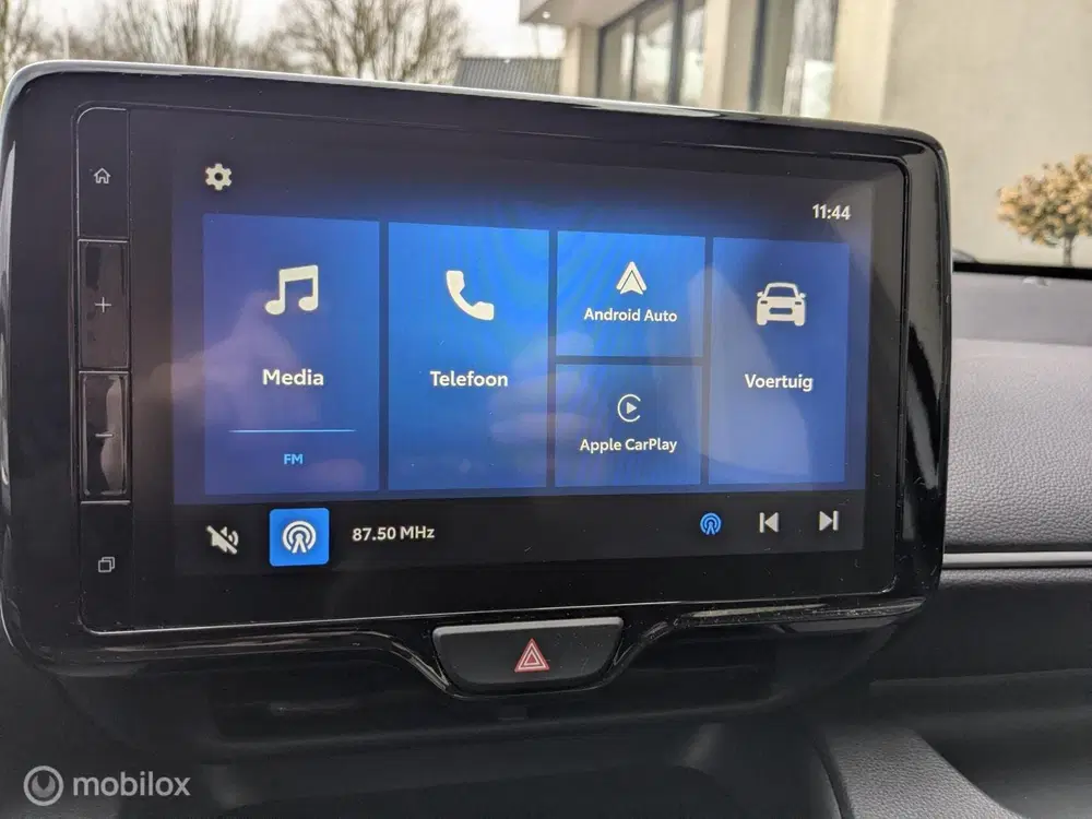 Mazda 2 1.5 Centre-line uit 2024, foto 11