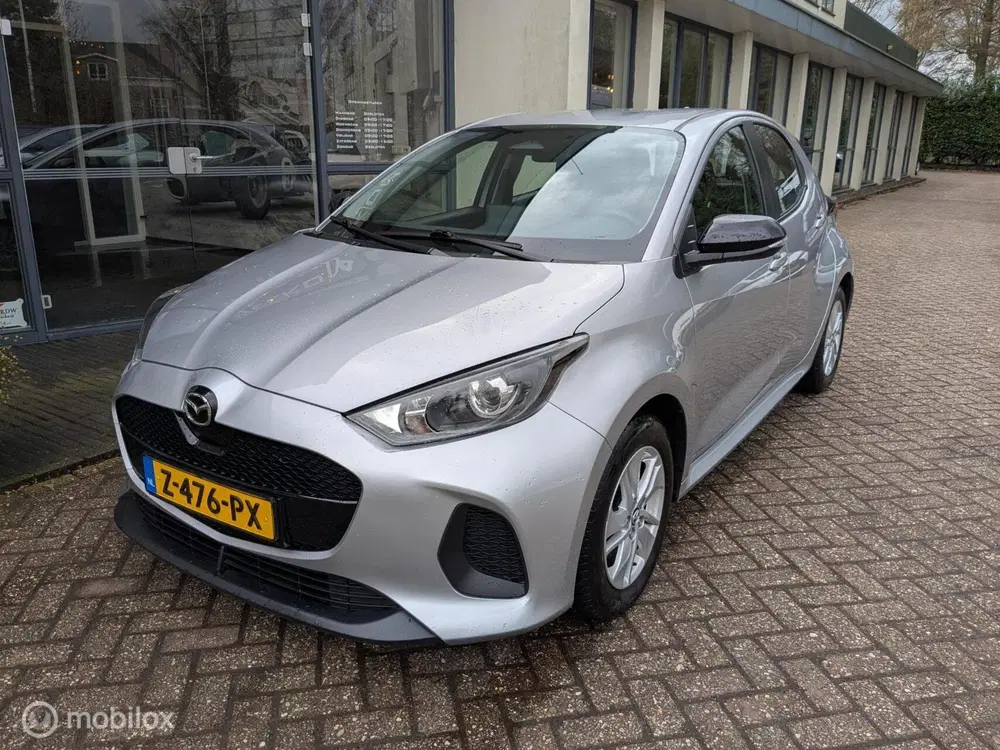 Mazda 2 1.5 Centre-line uit 2024, foto 4