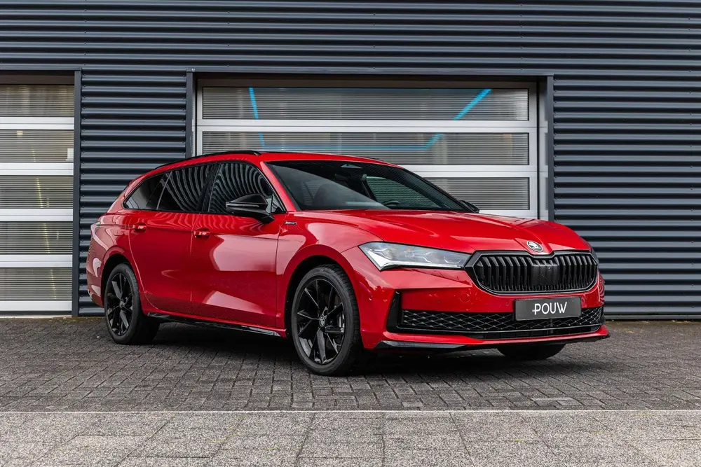 Skoda Superb 1.5 TSI 204pk PHEV Sportline Business uit 2025, foto 9