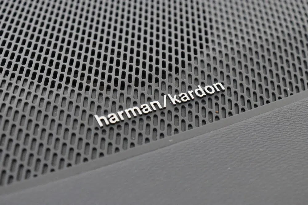 Volvo XC40 B4 (M-HYBRID) PLUS DARK -HARMAN uit 2025, foto 20