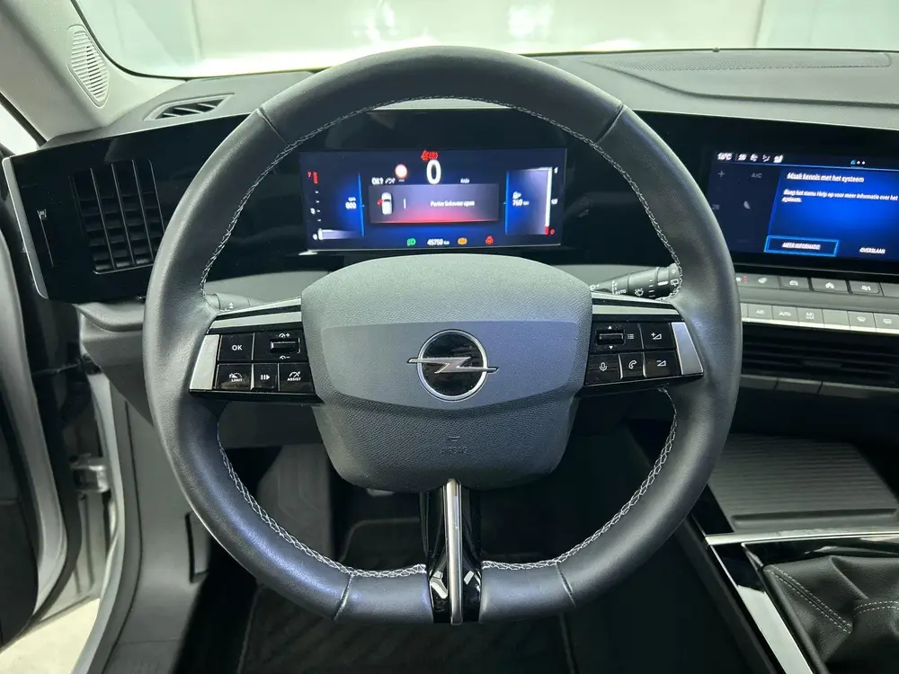 Opel Astra 1.2 Level 2 uit 2023, foto 2