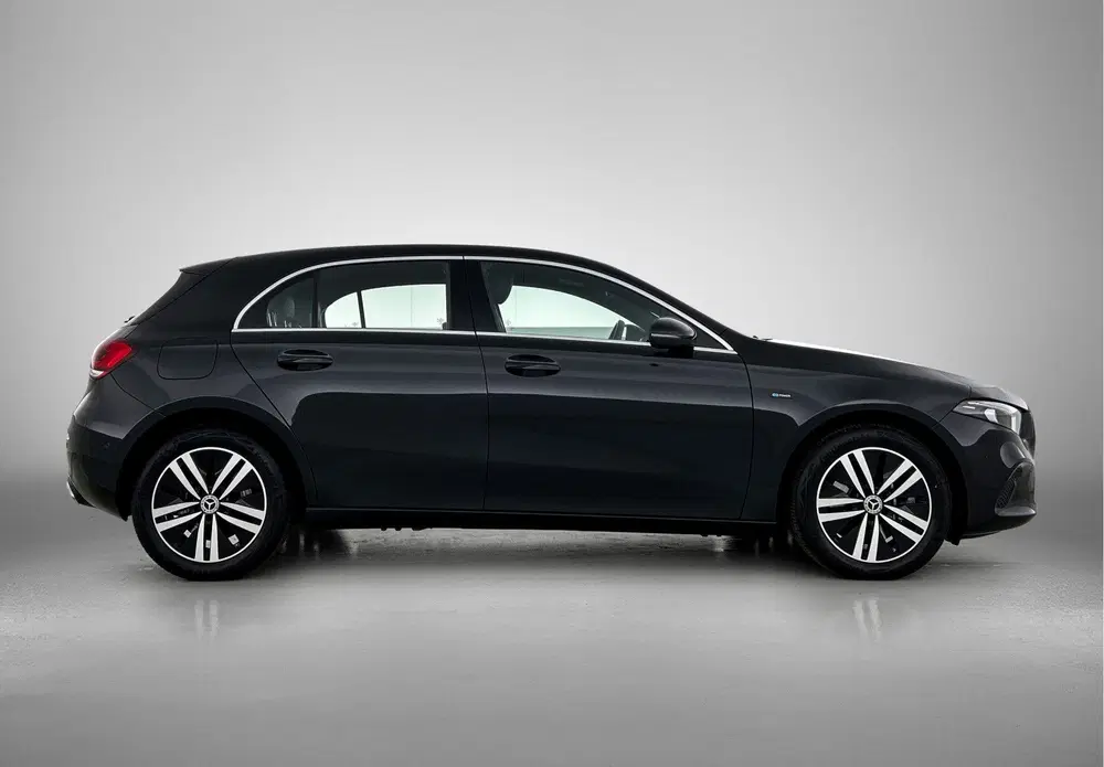 Mercedes-Benz A-Klasse 250 e Plug-In Hybride uit 2021, foto 12