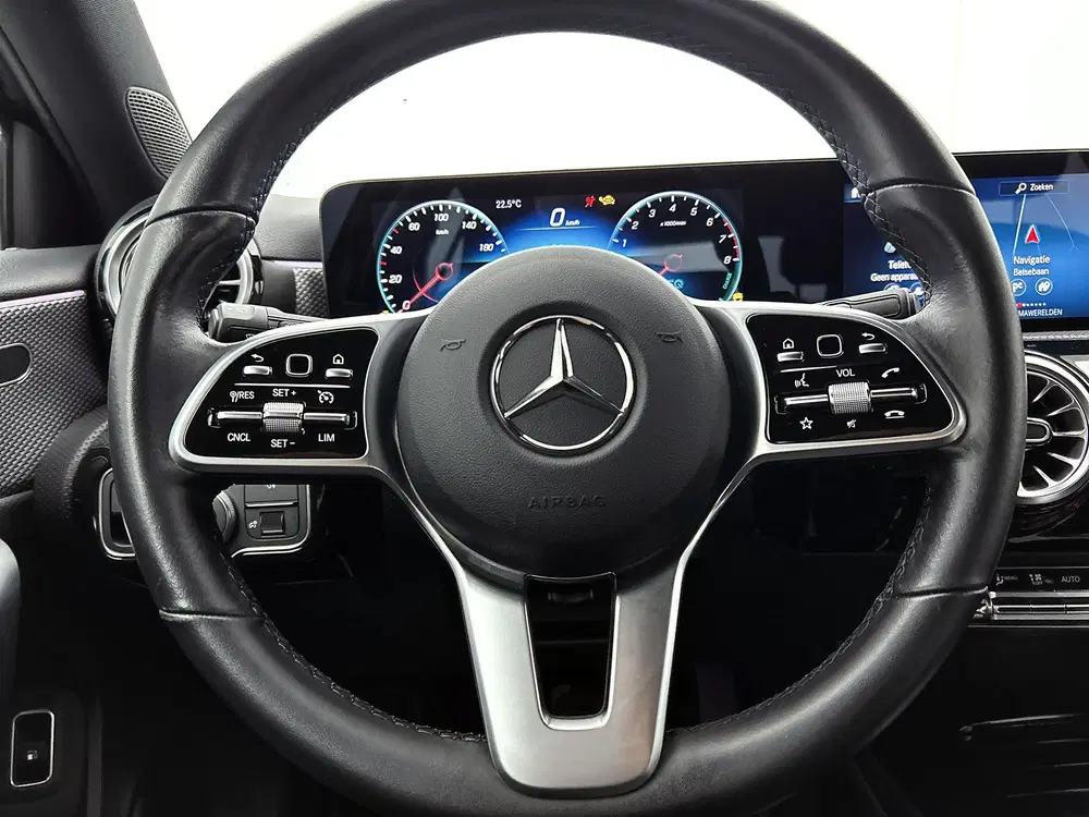 Mercedes-Benz A-Klasse 250 e Plug-In Hybride uit 2021, foto 18