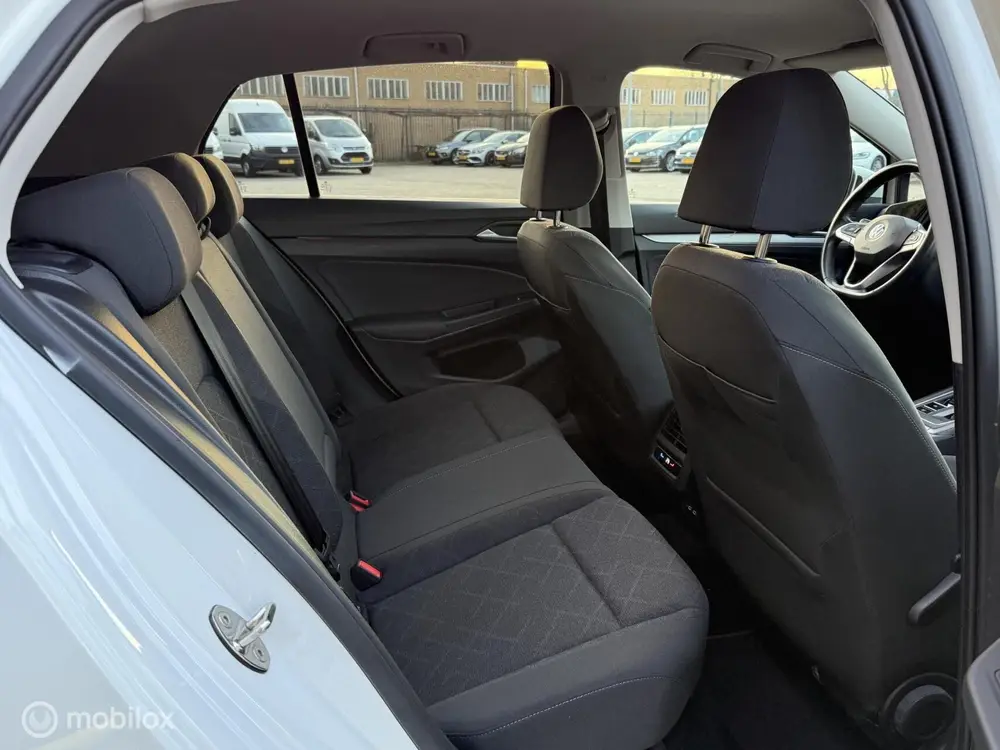 Volkswagen Golf 1.0 eTSI Life Business BTW | AUTOMAAT | uit 2023, foto 20