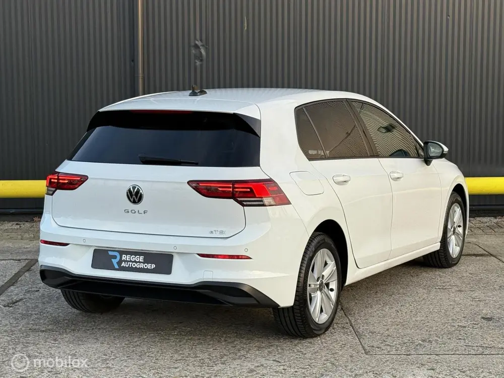 Volkswagen Golf 1.0 eTSI Life Business BTW | AUTOMAAT | uit 2023, foto 3